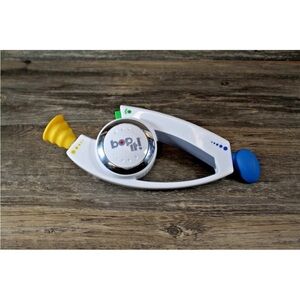Bop It 2008 Electronic Shout It Twist and Pull Handheld Game Tested